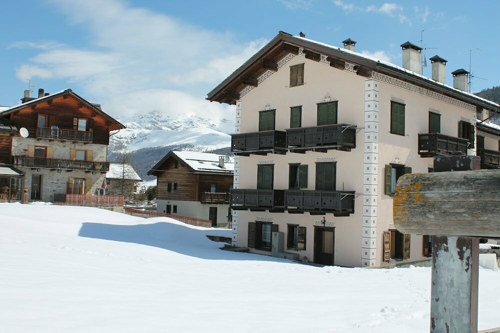 Rinaldo Apartments in Baita Pierin