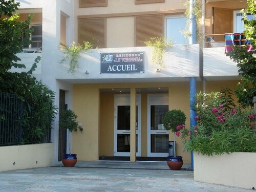 Residhotel Residence Virginia, Забронировать Отель Отели Грас с парковкой, Парковка
