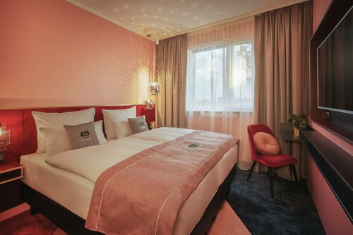 Holiday Inn - the niu, Loco Munich North by IHG, Prenota Hotel Schwabing-Freimann Monaco di Baviera