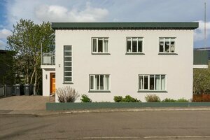Bjarmó Guesthouse, Buchen Sie Pension Akureyri 