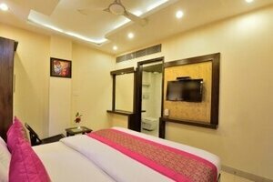 FabHotel CG International - 500m from New Delhi Railway Station