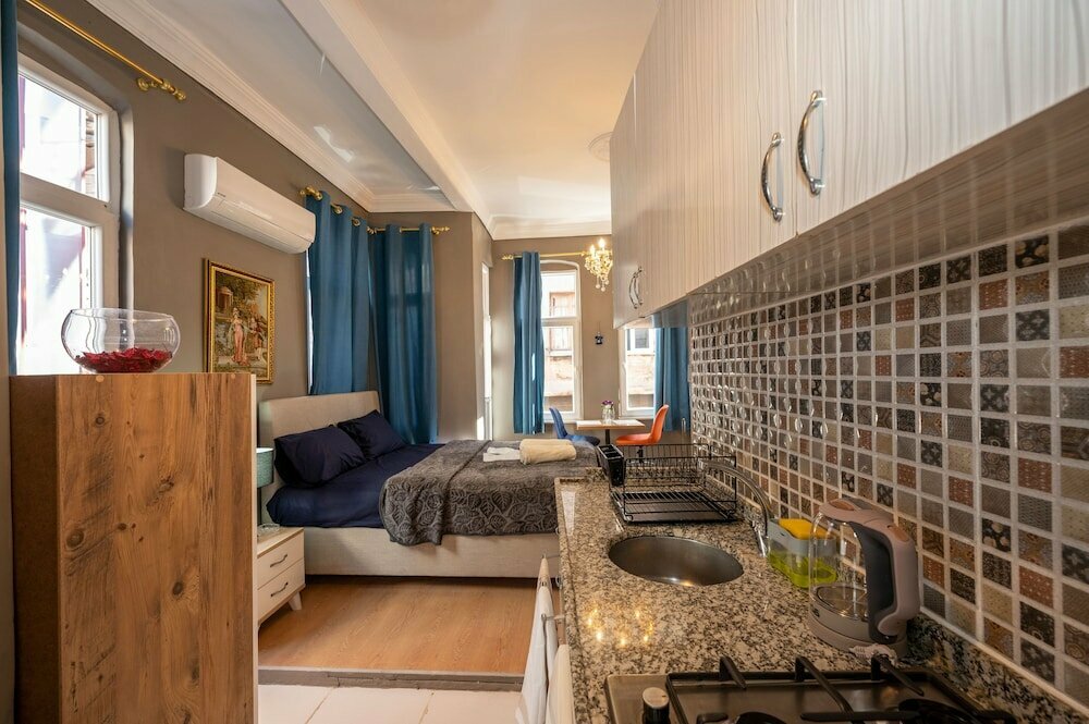 MYMOON Residence