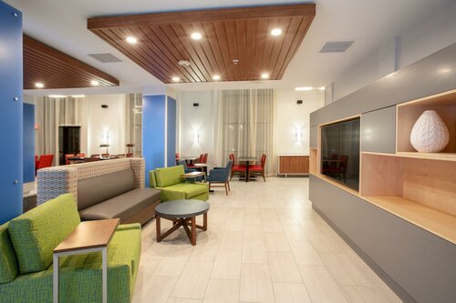 Holiday Inn Express & Suites Phoenix Glendale Dist, an IHG Hotel, Prenota Hotel Glendale Phoenix Metropolitan Area