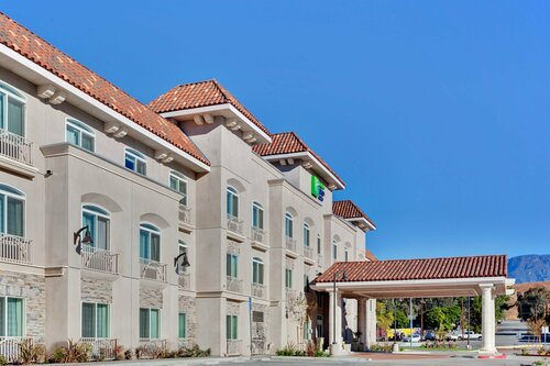 Holiday Inn Express Hotel & Suites Banning, an IHG Hotel, Buchen Sie Hotel Banning Kalifornien