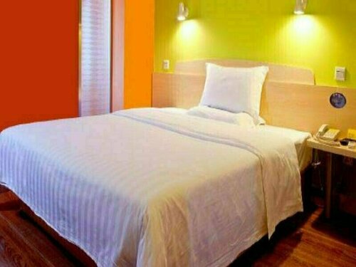7 Days Inn Xingtai Yu Cai South Road Branch, Book Hotel Xingtai Hebei