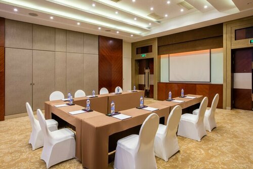 Crowne Plaza Changshu, Book Hotel Changshu Jiangsu