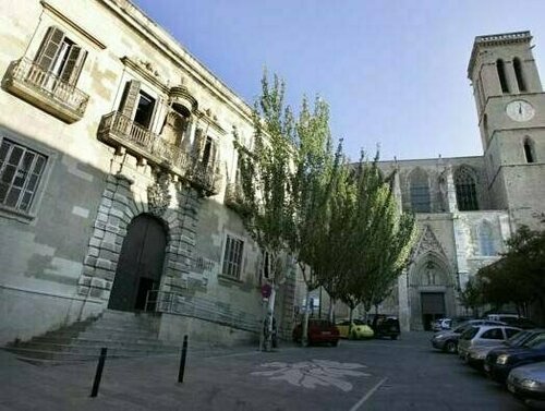 Hostal La Masia, Забронировать Отель Манреса провинция Барселона, рядом с Технический музей в Манресе