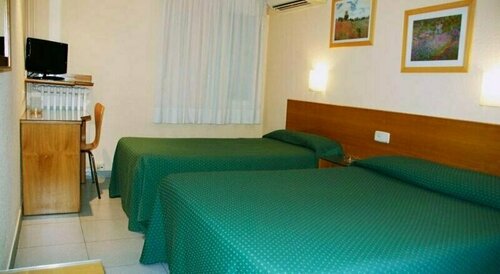 Hotel Goya, Book Hotel Lleida Catalonien, nær Workers' Commissions