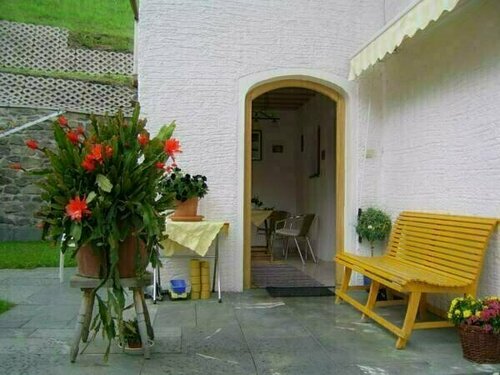 Haus Wendelin, Book Hotel Hoteller i Tyrol med parkering, Parkering