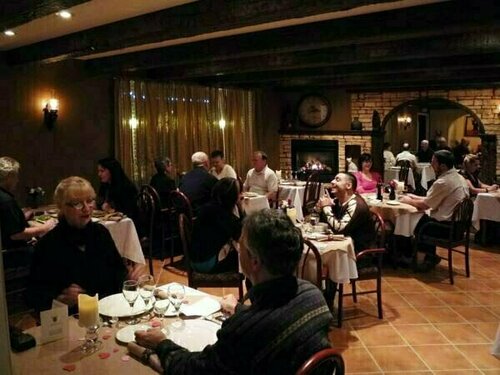 Auberge L'Ile de France, Rezervați Hostel Hoteluri în Nominingue cu parcare, Parcare
