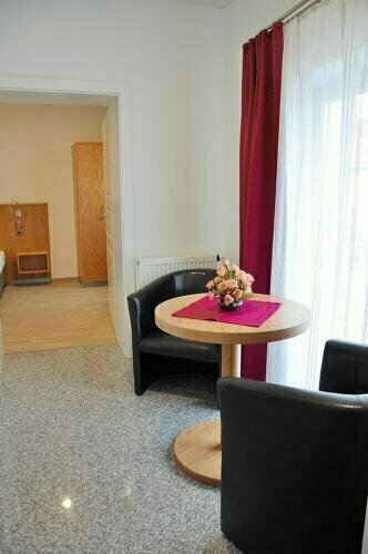 Garni Hotel Alber, จอง โรงแรม Marktl Upper Bavaria
