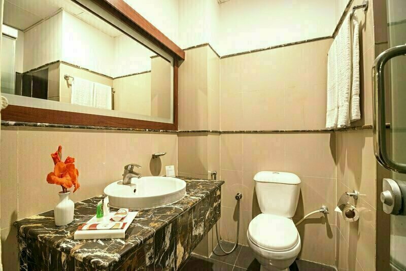 Hotel One - The Mall Lahore