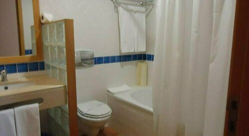 Quinta do Morgado - Apartamentos Turisticos Monte Da Eira, Забронировать Апарт-отель Отели Тавира 3 звезды, рядом с Городская библиотека Alvaro de Campos, 3*