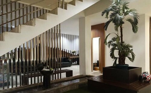 Ayla City Hotel, 预订 酒店 索龙 West Papua