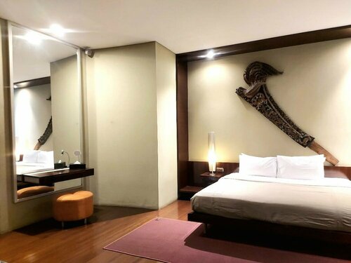 Icon Hotel, Book Hotel Hotels in Jakarta Province with Parking, Parking