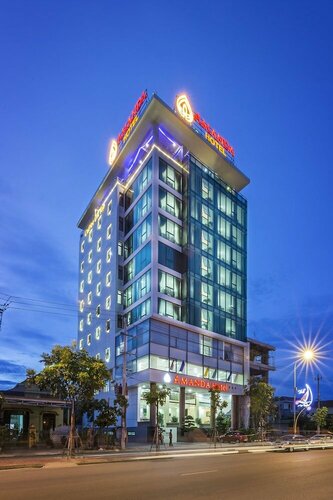 Amanda Hotel, Забронировать Отель Донгхой Quang Binh, рядом с Пляж Нят Ле