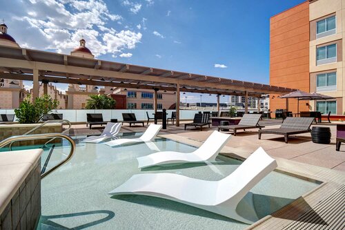Home2 Suites by Hilton Tucson Downtown, Book Hotel Hoteller i Tucson med parkering, Parkering