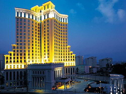 Baohong Hotel Sanya, Rezerwuj Hotel Hotele w Hainan z Basenem, Basen