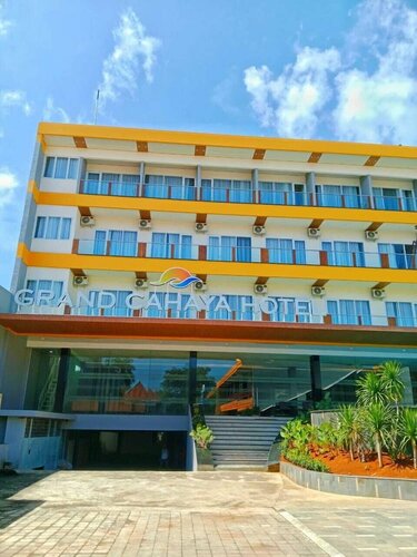 RedDoorz Plus At Hotel Sofia Pangandaran, Varaa Hotelli Pangandaran hotellit, joissa on uima-allas, Uima-allas