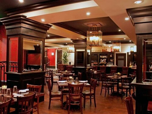 Sheraton Columbia Downtown Hotel, Забронировать Отель Колумбия Congaree National Park, рядом с Кукольный театр Колумбии