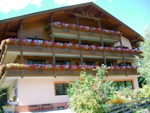 Weiratherhof, Брондау Қонақ үй Pitztal қаласындағы таңғы ас қосылған қонақ үйлер, Таңғы ас