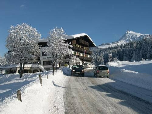 SEEBICHL Adults Only Designhotel lake - pool & dine, Rezerwuj Hotel Hotele w Tirol z Parkingiem, Parking