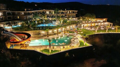 Assos Alis Farm Boutique Hotel & SPA, Rezerwuj Hotel Hotele w Assos z Basenem, Basen