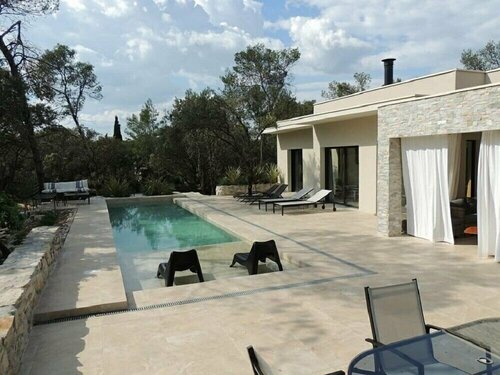 La Villa Kallisté, Réserver Villa Hôtels 3 étoiles à Gard, 3*