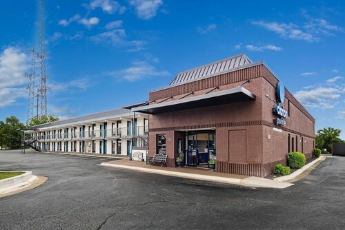 Clarion Pointe Winston – Salem Downtown, Забронировать Гостевой дом Гостевые дома Уинстон-Сейлем, Гостевой дом