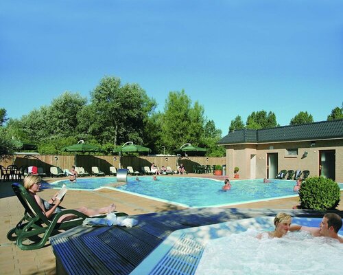 Camping- und Ferienpark Wulfener Hals, Boek Hotel Fehmarn Troms
