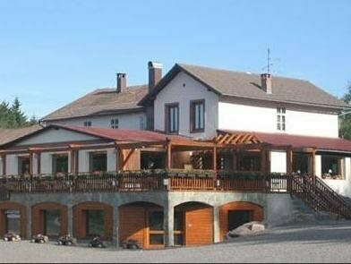 Hotel The Originals Auberge Hazemann