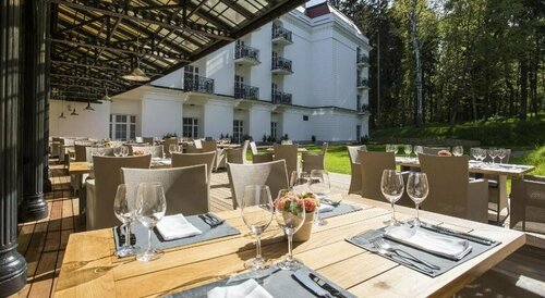Hotel SPA Dr Irena Eris Polanica Zdrój, Забронировать Курортный отель Курортные отели Поляница-Здруй, Курортный отель