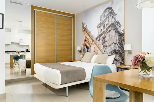 Апарт-отель Suites del Pintor, Забронировать Апарт-отель Отели Малаги с парковкой, рядом с Торговый центр Muelle Uno, Парковка