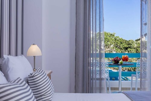 Santellini Hotel, Varaa Hotelli Kamari Paros