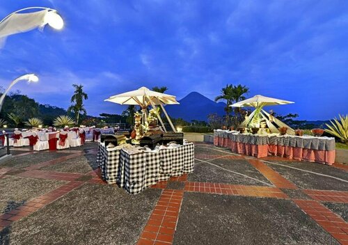 Grand Whiz Hotel Trawas Mojokerto, Réserver Hôtel Hôtels SPA à Trawas, SPA