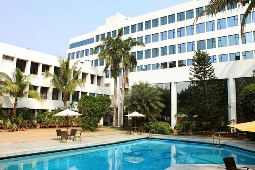 Hotel Maurya, Забронировать Отель Отели Патны с завтраком, рядом с Железнодорожный вокзал Патна, Завтраки
