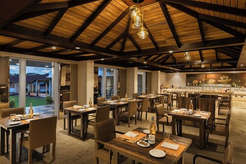 Fortune Valley View, Manipal - Member ITC Hotels Group, Забронировать Отель Отели штата Карнатаки с парковкой, Парковка