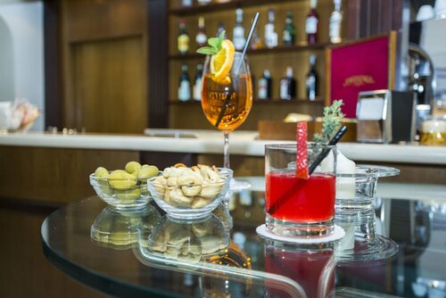 Hotel Cavaliere, Varaa Hotelli Hotellit Noci pysäköinnillä, Pysäköinti