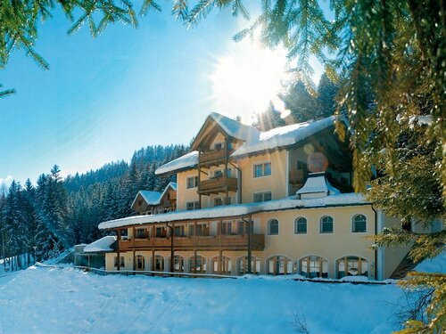 Fabilia Family Hotel Monguelfo, Забронировать Отель Больцано Bolzano and surroundings