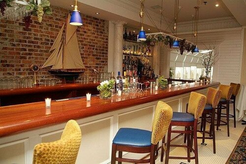 Danfords Hotel & Marina, Забронировать Отель Порт-Джефферсон-Стейшн Остров Long Island