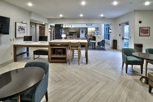 Staybridge Suites - Albuquerque Airport by IHG, Забронировать Отель Альбукерке штат Нью-Мексико