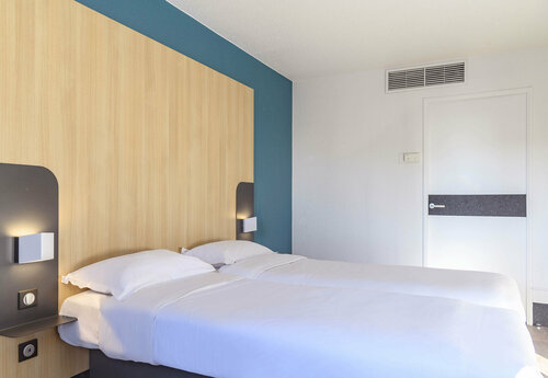 Отель B&B Nimes Centre Arène, Забронировать Отель «постель и завтрак» Ним Gard