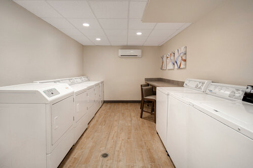 Candlewood Suites Columbia-Fort Jackson by IHG, Забронировать Отель Колумбия Congaree National Park, рядом с Медицинский центр "Дорн Ви Эй"