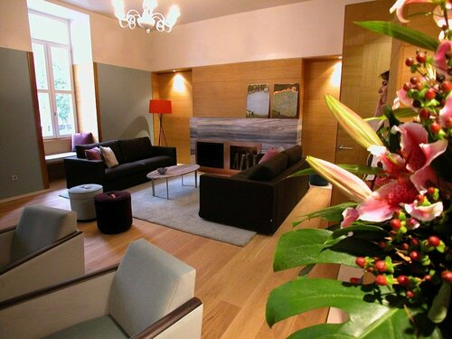 Gran Hotel, Prenota Hotel Huesca Aragona