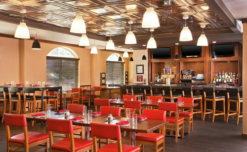 Four Points by Sheraton Louisville Airport, Забронировать Отель Луисвилл Louisville Metropolitan Area