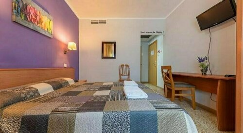 Marinada Cambrils, Забронировать Отель Отели в центре Камбрильс с завтраком, отели в центре Камбрильс с завтраком