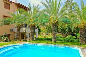 Villa Karteros with private pool