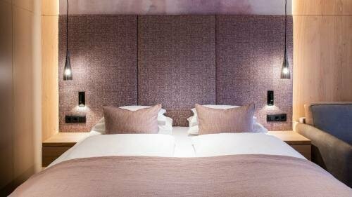Hotel Sonnalp 4 Sterne Superior, Забронировать Отель Отели Оберегген с парковкой, рядом с Латемар, Парковка