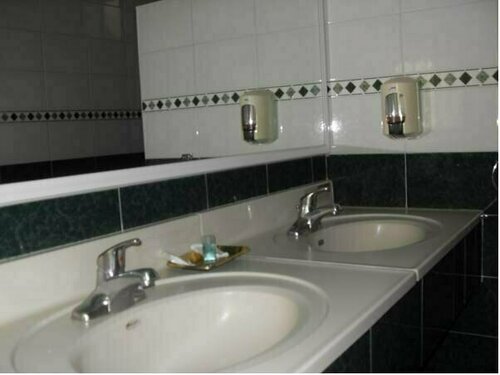 Hotel Los Cedros, Забронировать Отель Мартинес-де-ла-Торре Веракрус
