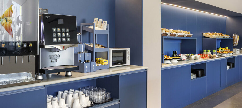 B&B HOTEL Madrid Aeropuerto T1 T2 T3